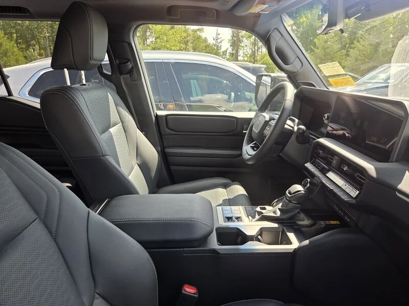 Used 2026 Meteor TOYOTA BASE image 9