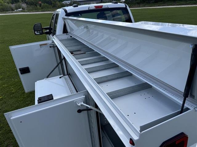 New 2026 Oxford White Ford F-350® XL image 19