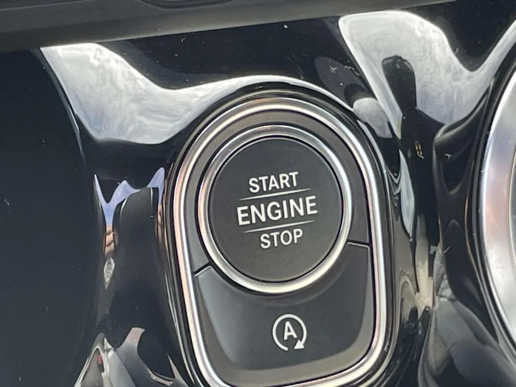 Certified Used 2024 Polar White Mercedes-Benz GLA 250 image 36