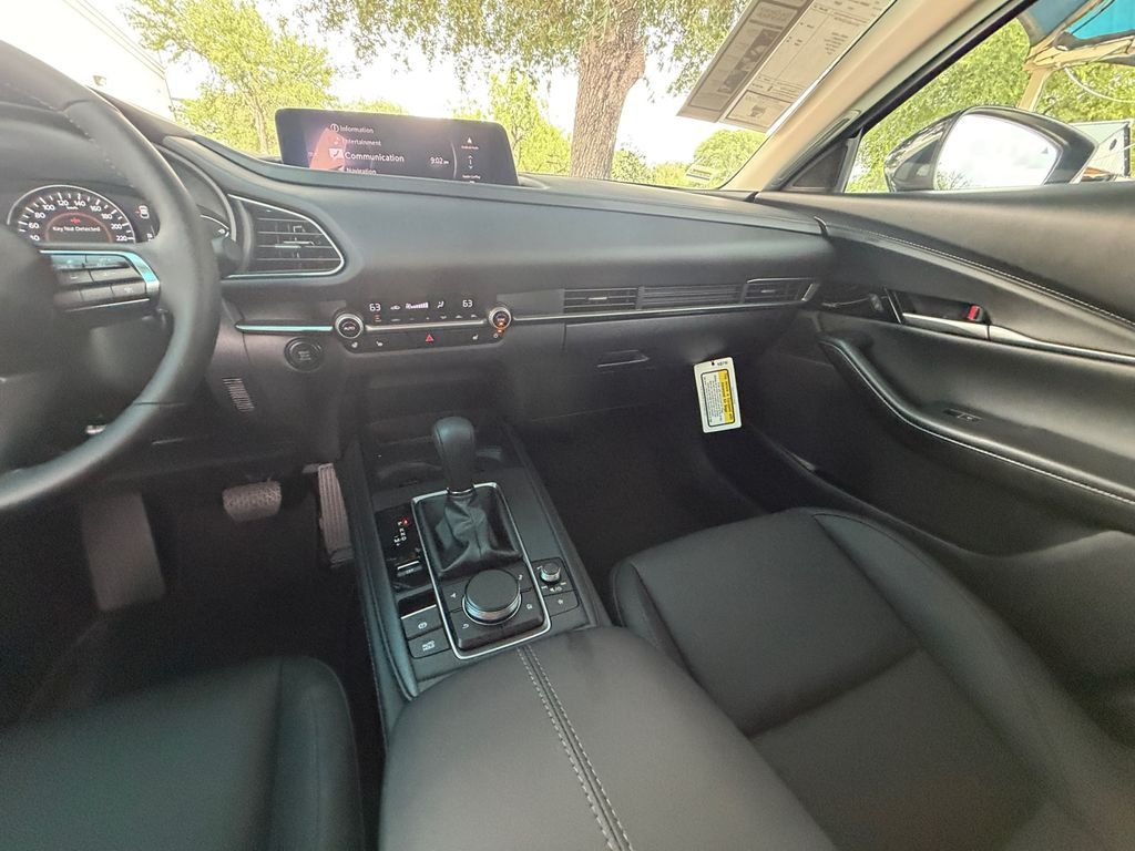 2026 Mazda CX-30 Premium - Photo 15