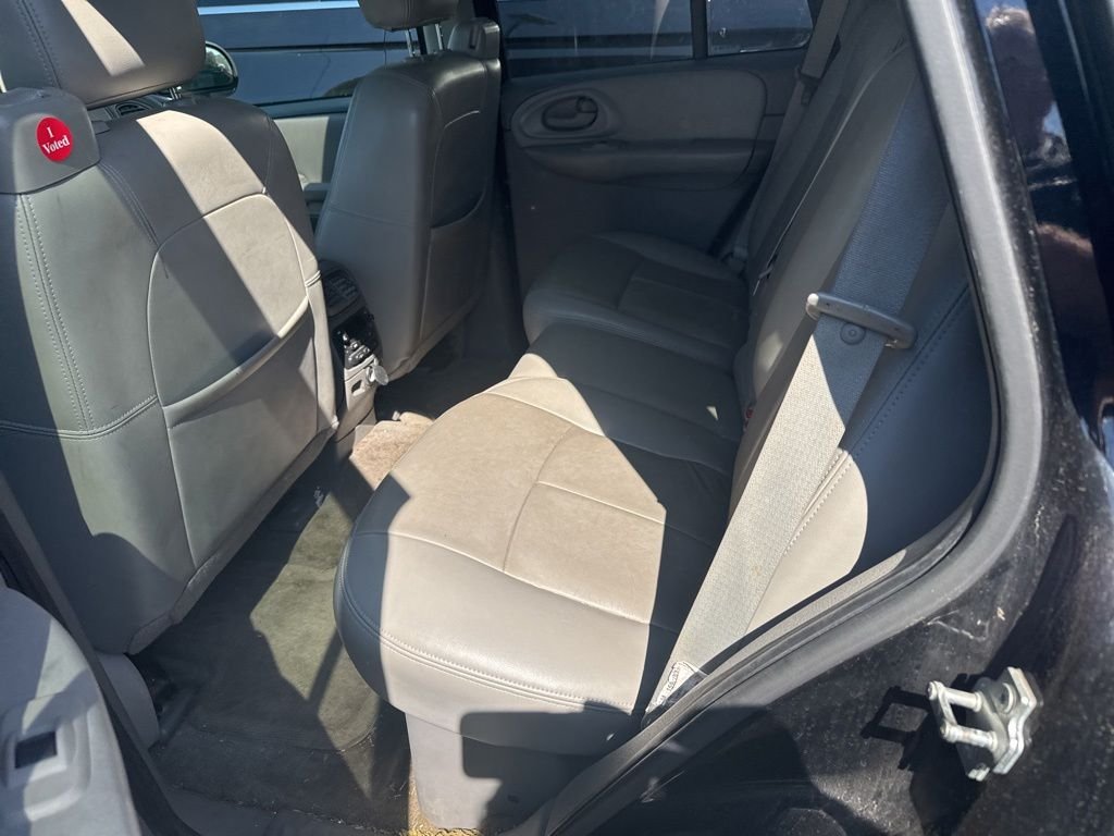 Used 2008 Black Chevrolet LT image 7