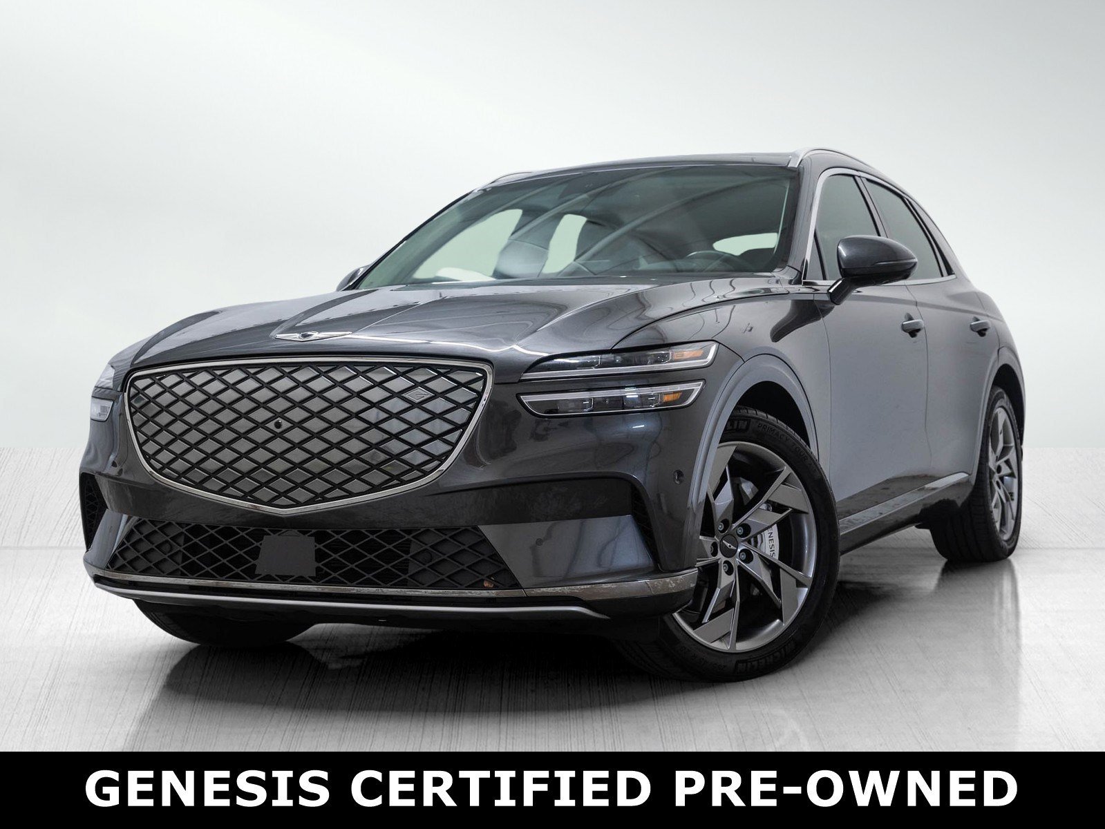 Certified Used 2025 Makalu Gray Genesis Prestige image 1