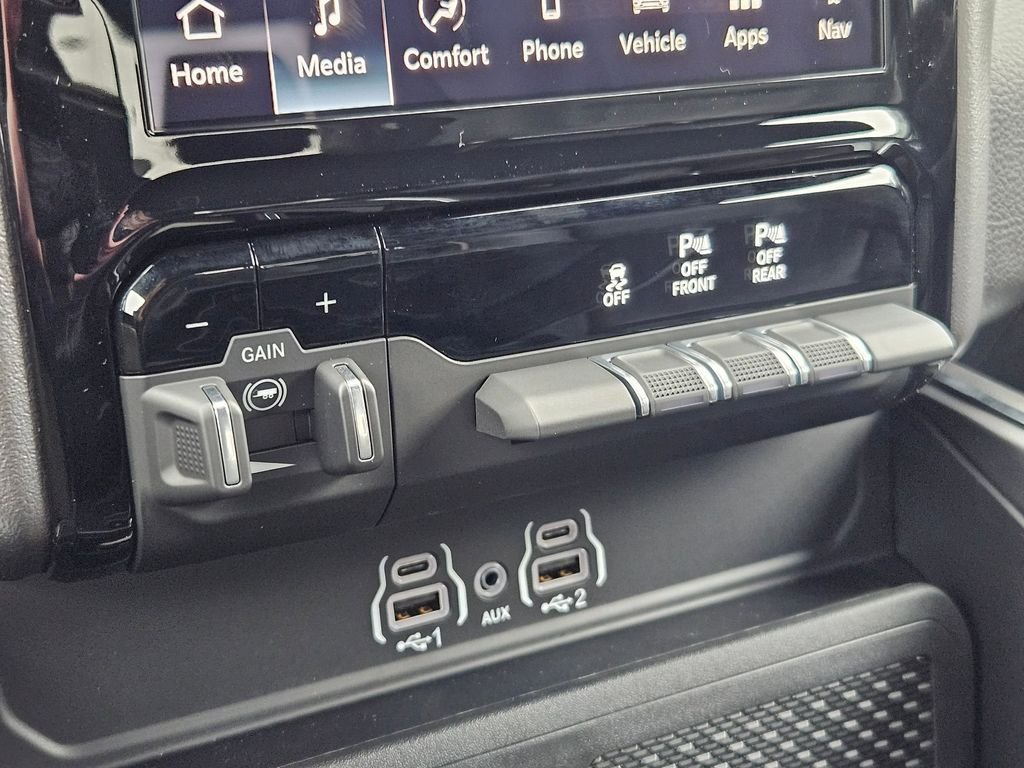 New 2026 Forged Blue Metallic Exterior Paint RAM Laramie image 31