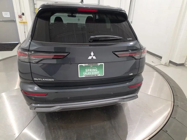 2026 Mitsubishi Outlander SE - Photo 6