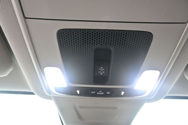 Used 2024  Honda EX-L image 25