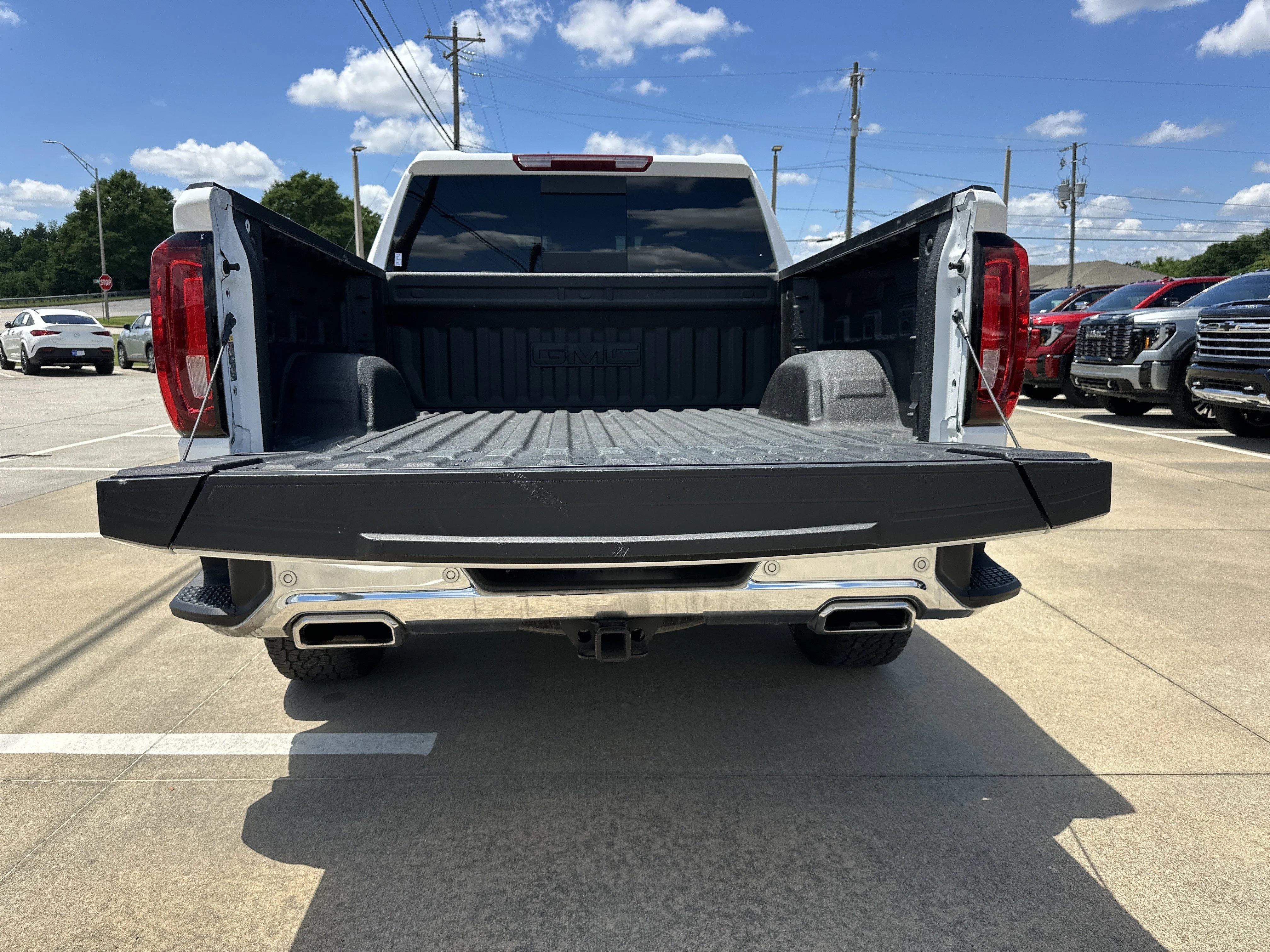 Certified Used 2024 Summit White GMC SLT image 19