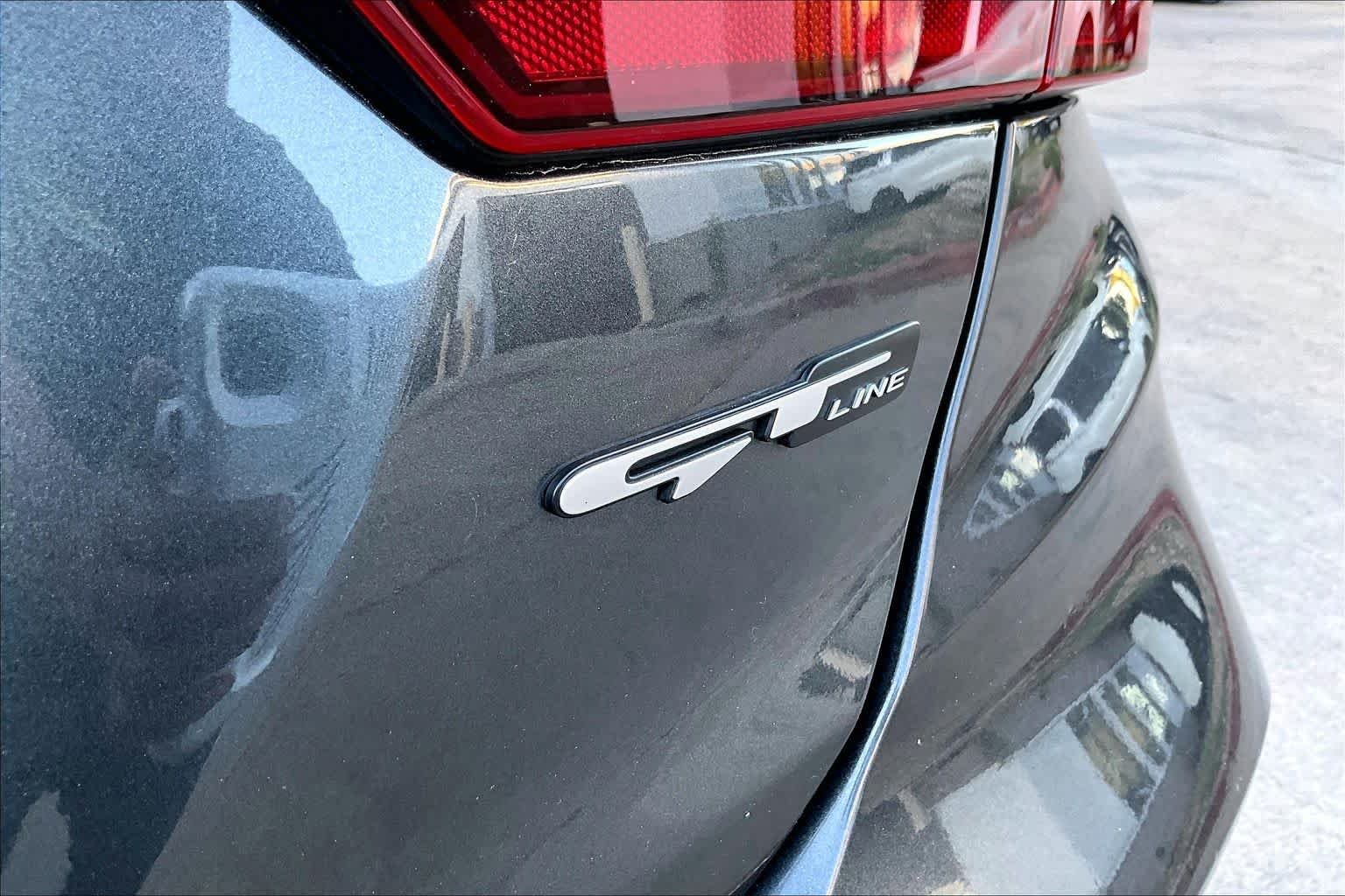 Used 2024 Gravity Gray Kia GT-Line image 9