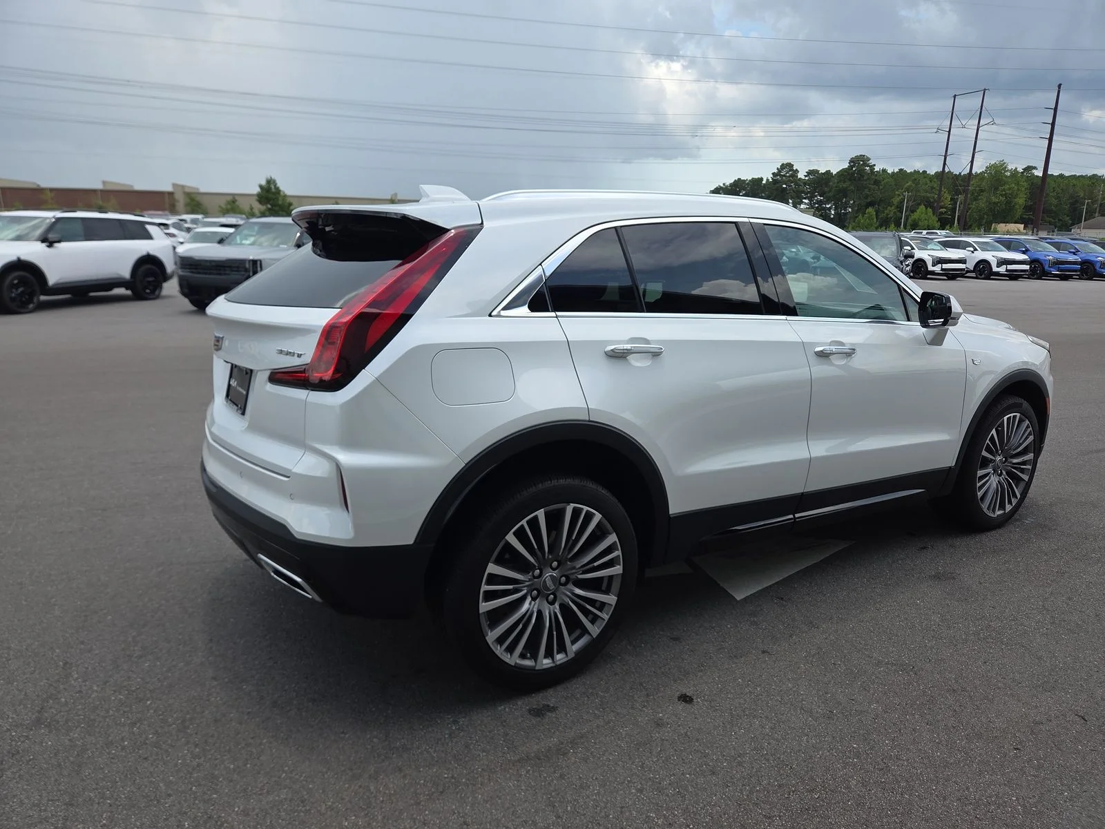 Used 2024 Crystal White Tricoat Cadillac Premium Luxury image 5