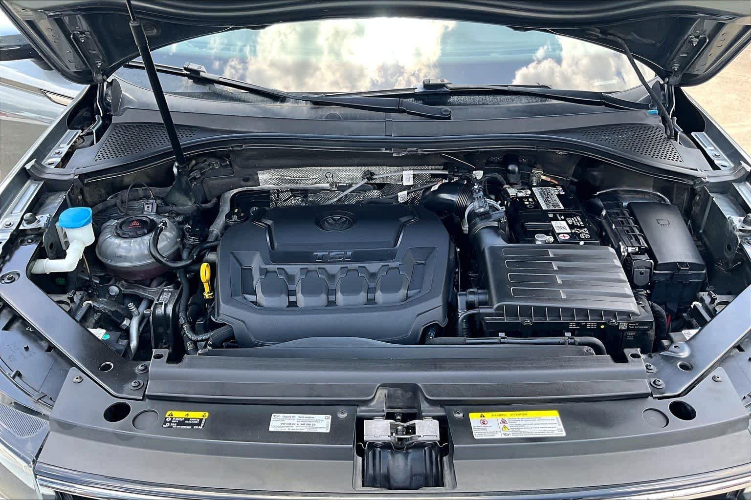Used 2023 Platinum Gray Metallic Volkswagen S image 30