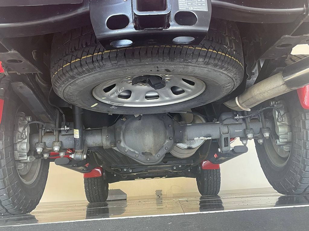 Used 2011 FIRE RED GMC SLE image 79