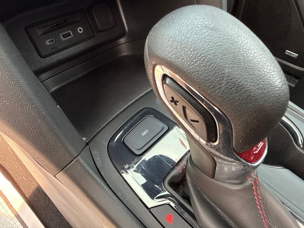 Used 2024 White Chevrolet RS image 33