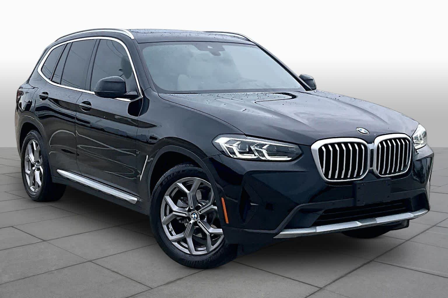 Used 2024 Jet Black BMW sDrive30i image 2