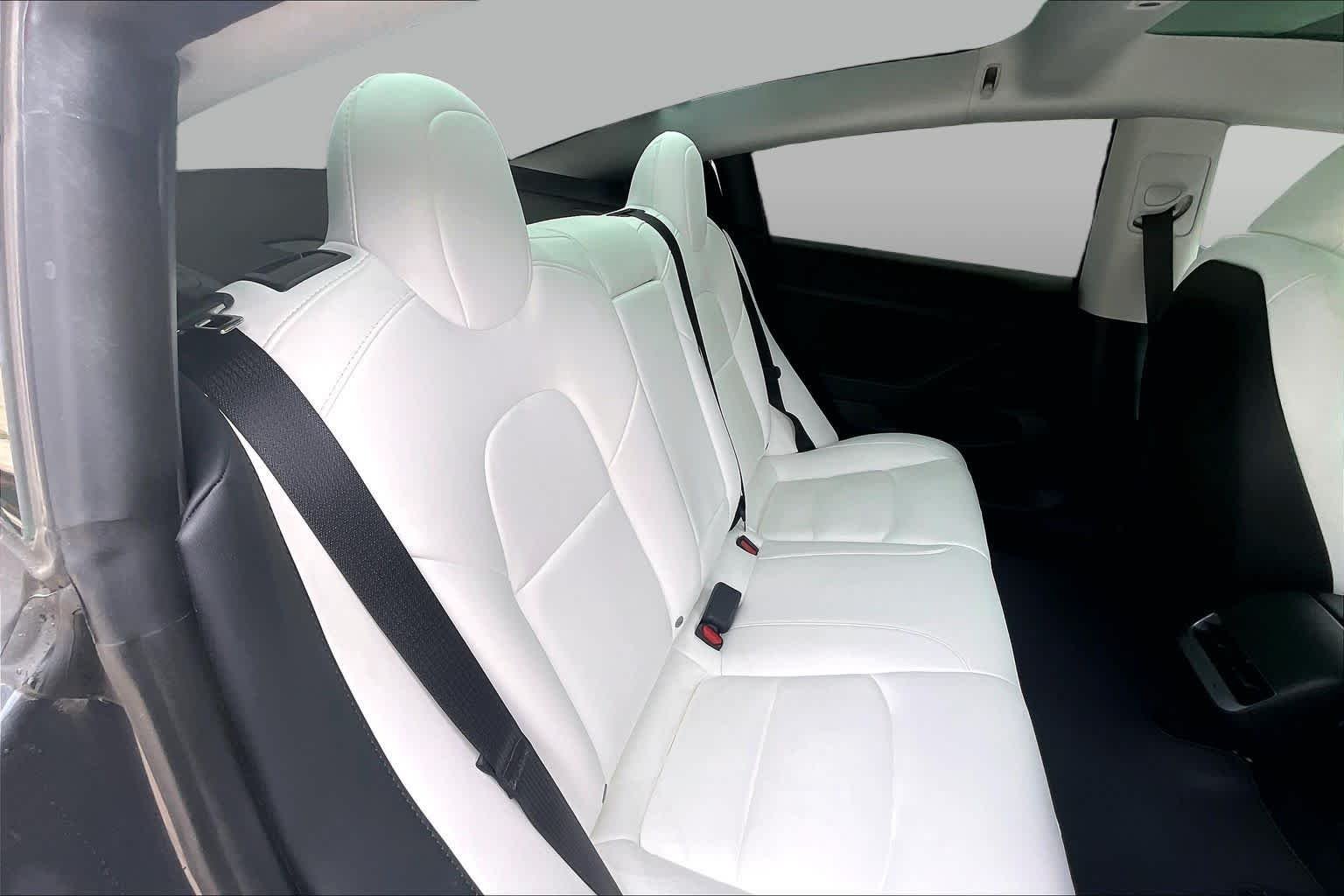 Used 2023 Deep Blue Metallic Tesla  image 20