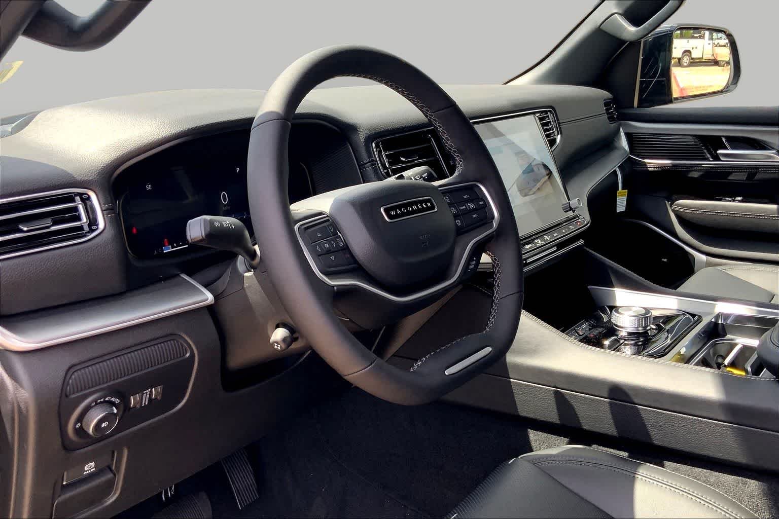 2025 Jeep Wagoneer Series I - Photo 8