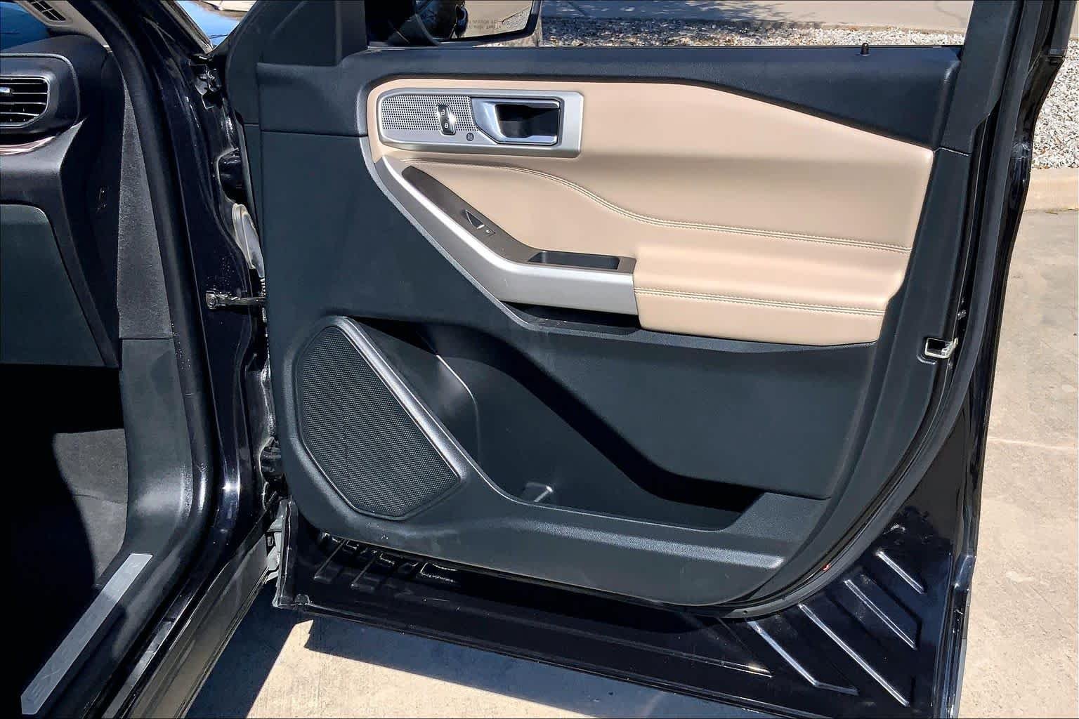 2023 Ford Explorer Limited - Photo 22