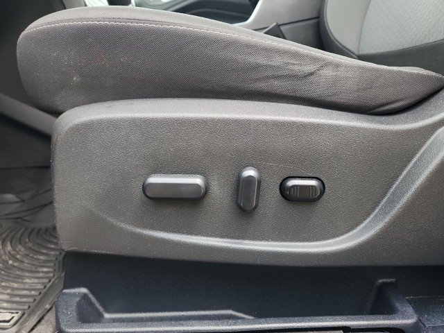 2017 Ford Escape SE - Photo 12