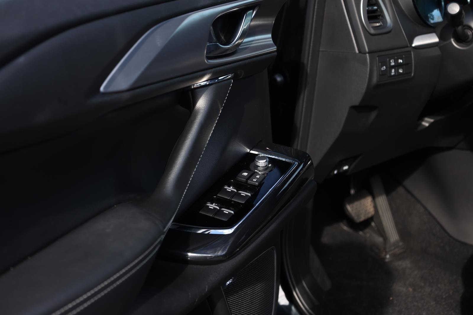 Used 2023 Jet Black Mica Mazda Grand Touring image 13