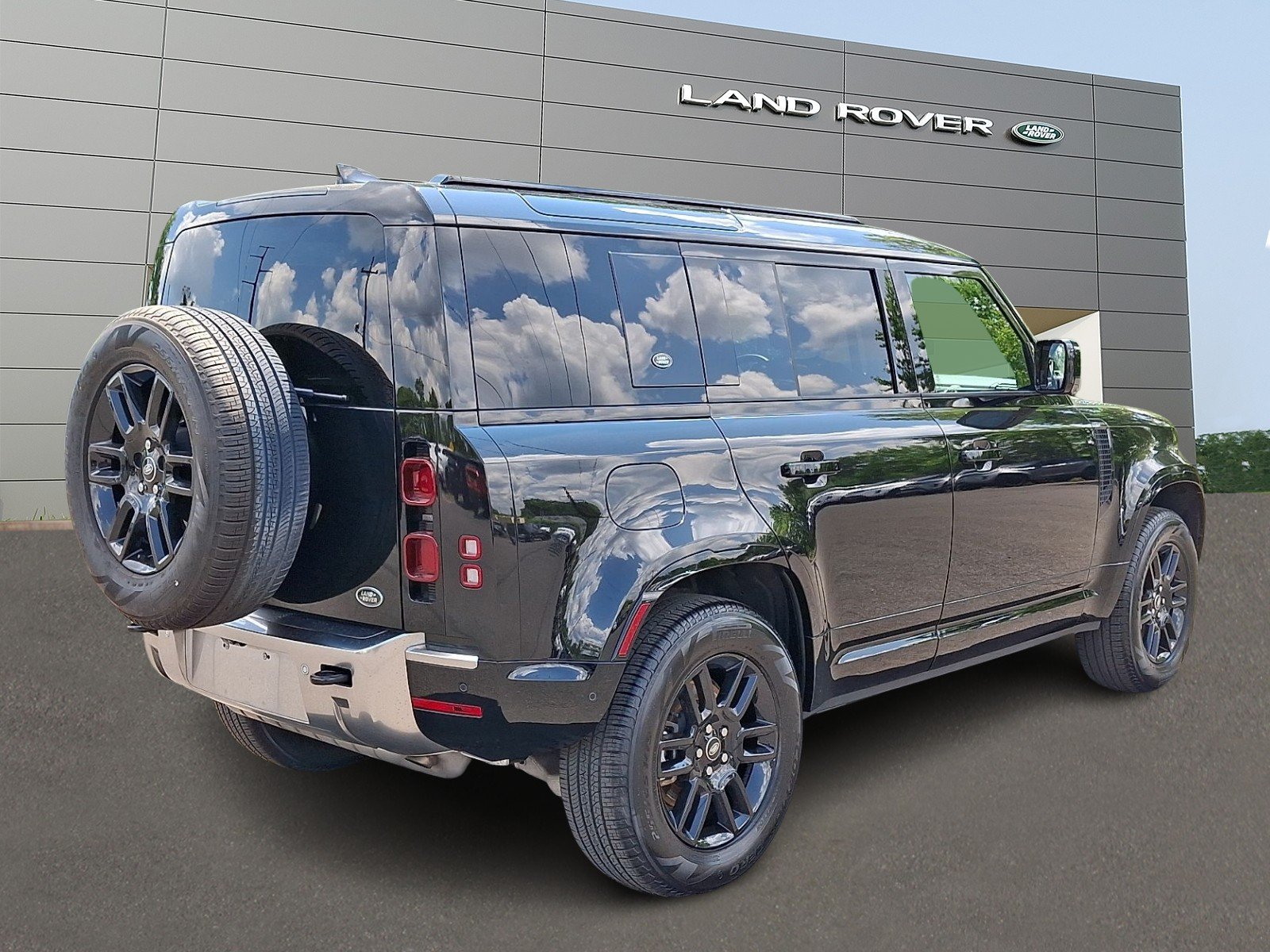 Certified Used 2023 Santorini Black Metallic - 1AG Land Rover 110 SE image 2