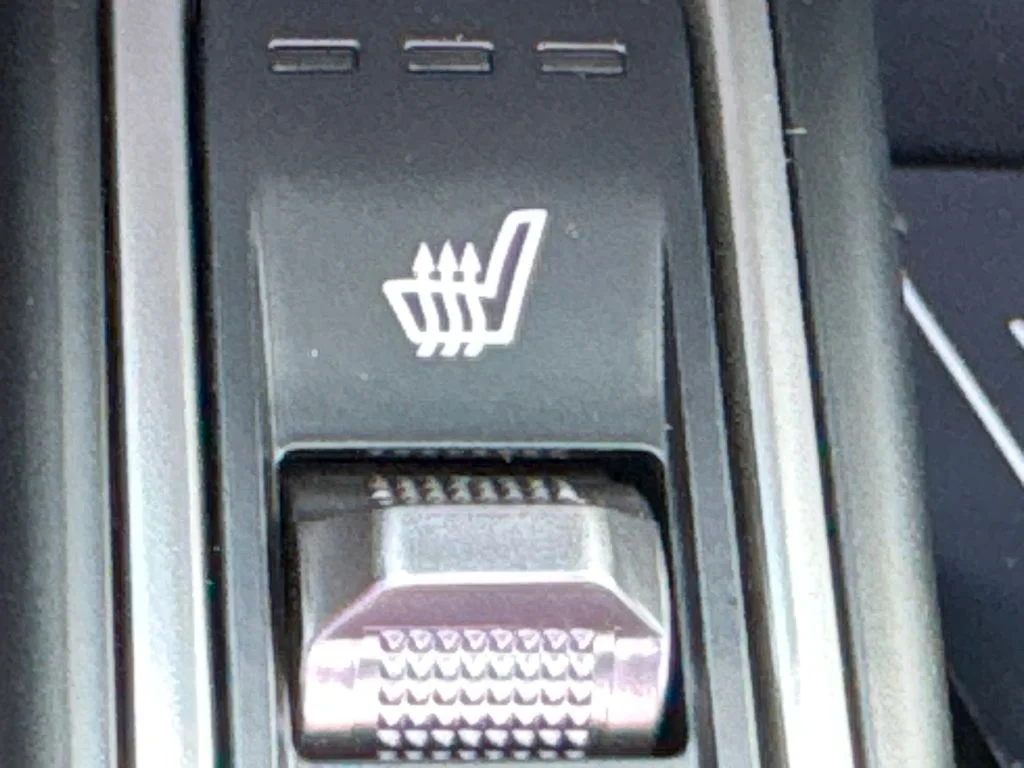New 2026 Ivory Silver Kia S image 27