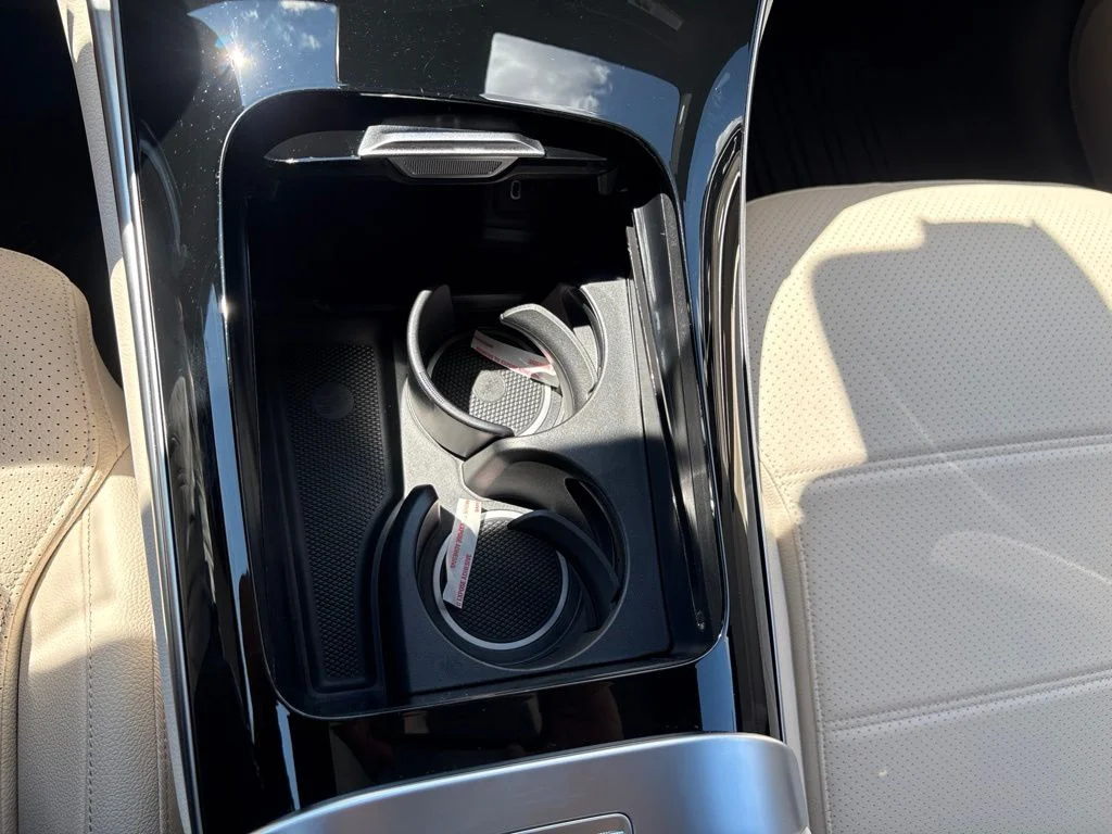 New 2027 Polar White Mercedes-Benz GLC 300 image 75