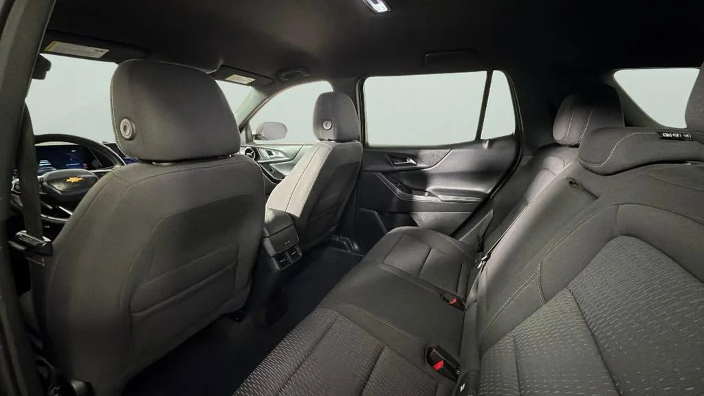 Used 2025 Mosaic Black Metallic Chevrolet LT image 27