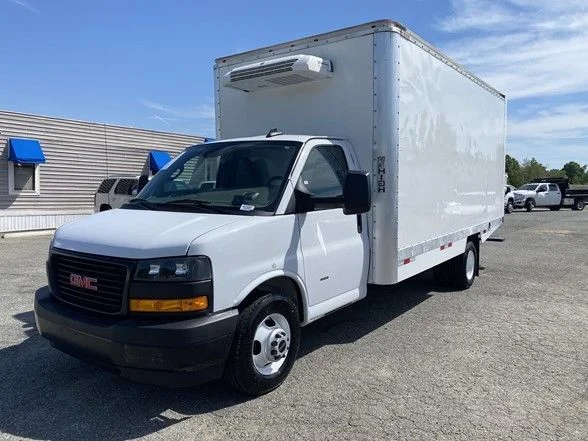 Used 2024 White GMC Work Van image 2