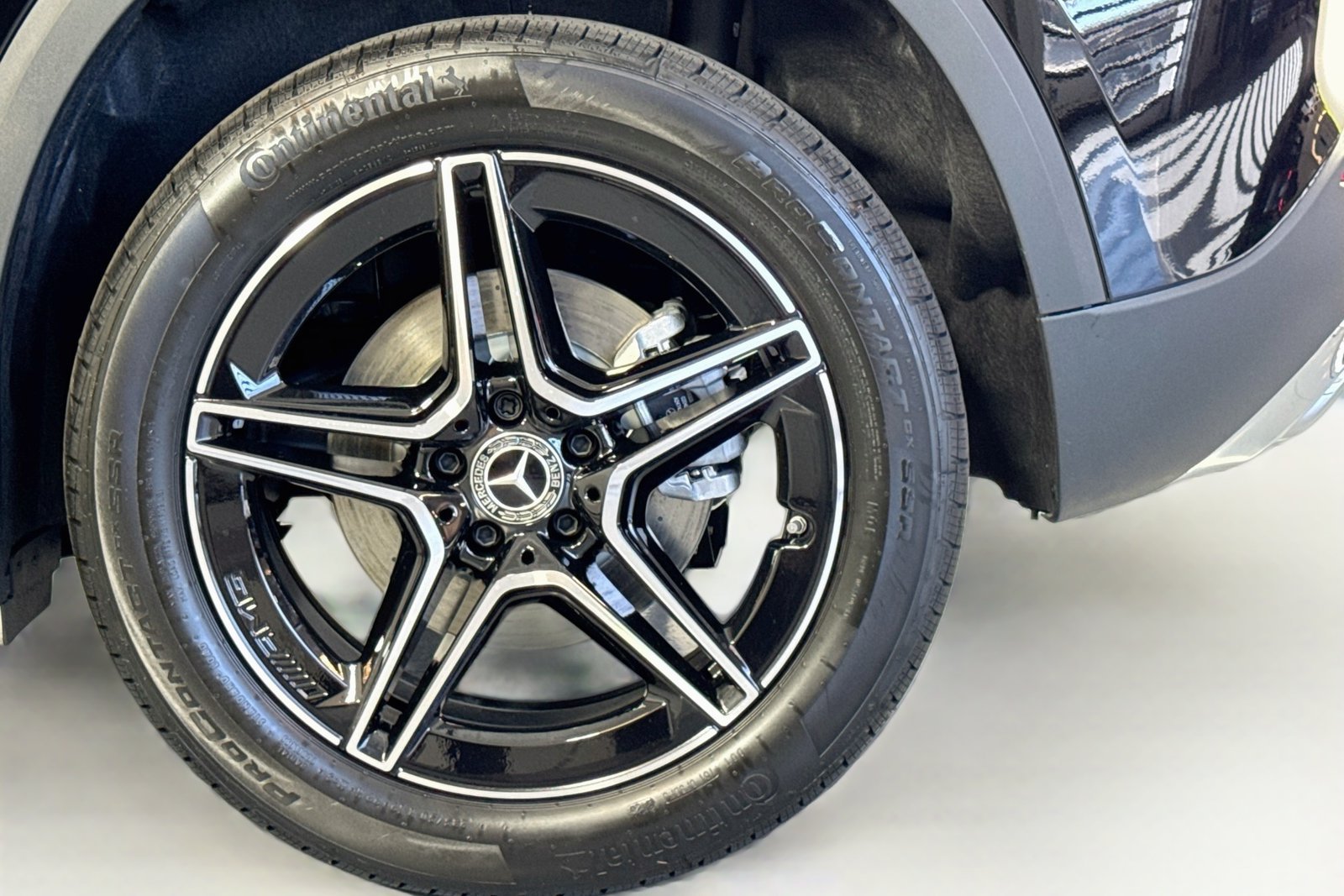 New 2026 Night Black Mercedes-Benz GLA 250 image 29