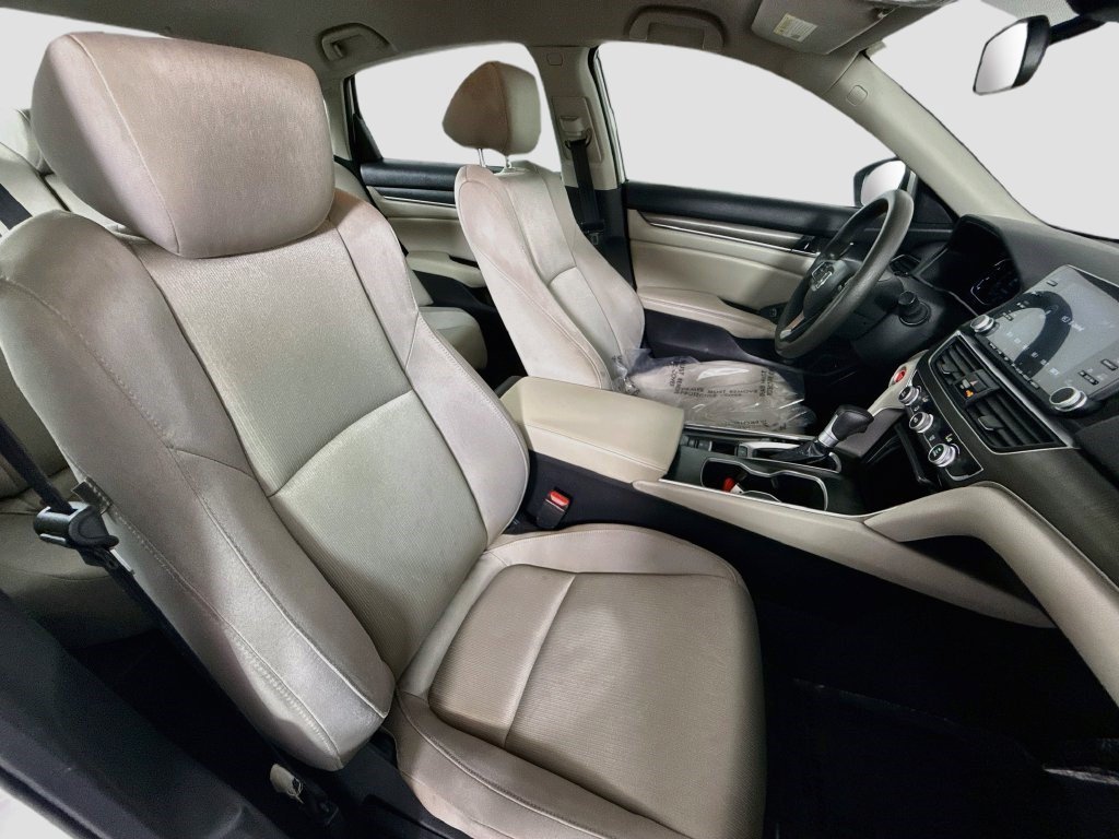 Used 2020 Platinum White Pearl Honda LX image 25