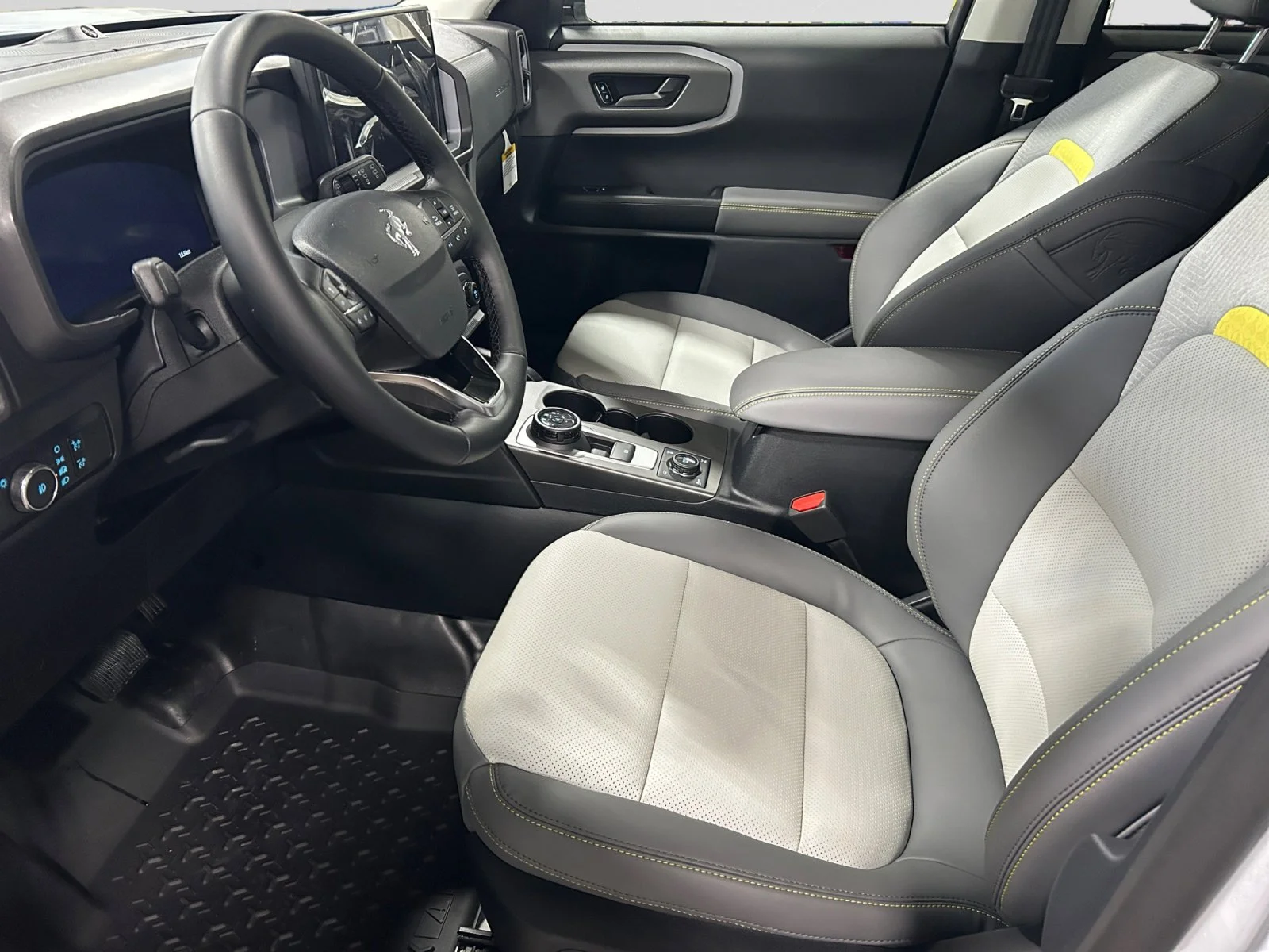 New 2026 Space White Metallic Ford Badlands image 13