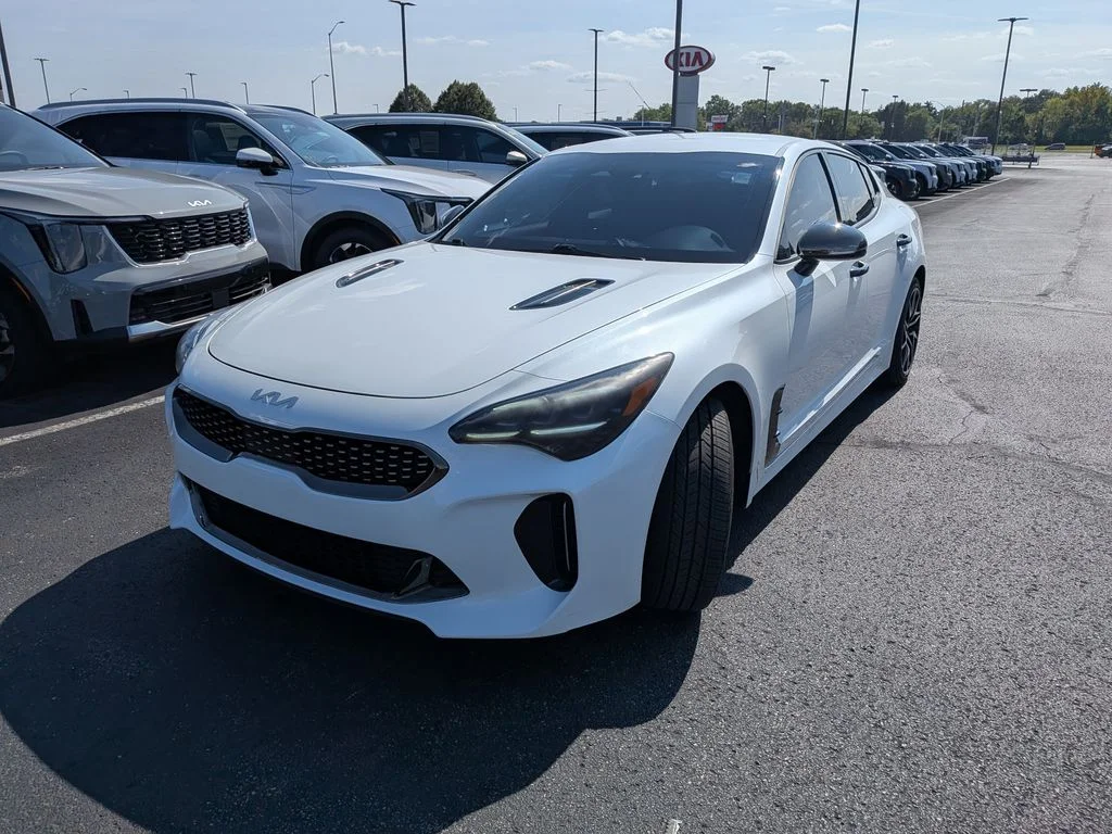 Used 2023 Snow White Pearl Kia GT-Line image 3