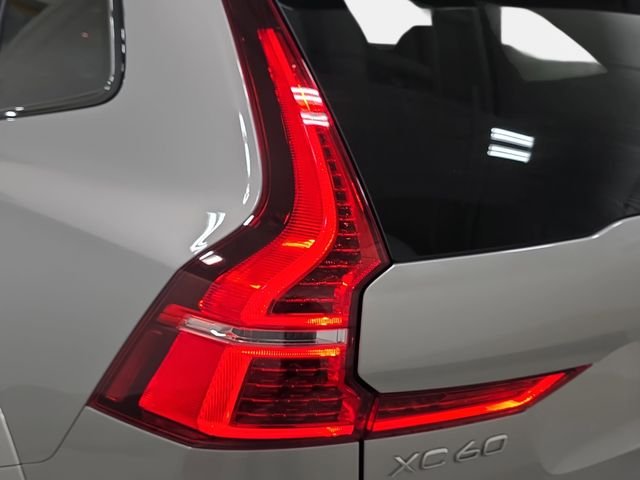Used 2023 Silver Dawn Metallic Volvo T8 Polestar image 32