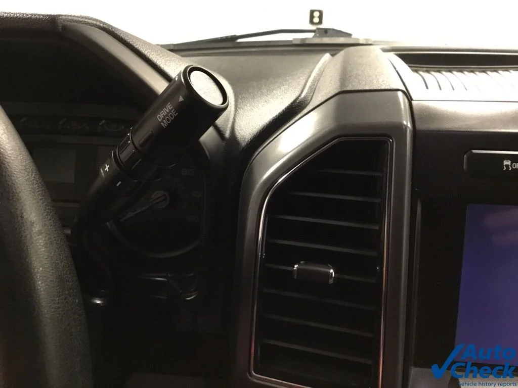 Used 2019 Blue Ford XLT image 41