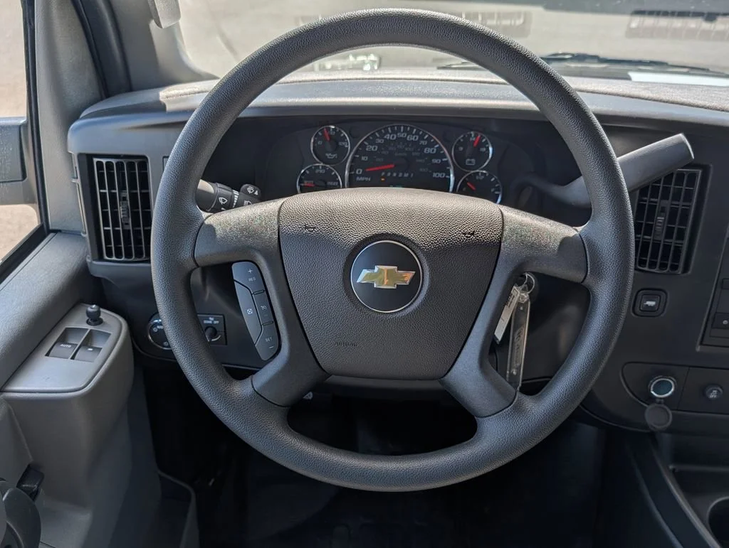 2026 Chevrolet Express Cargo Work Van - Photo 9