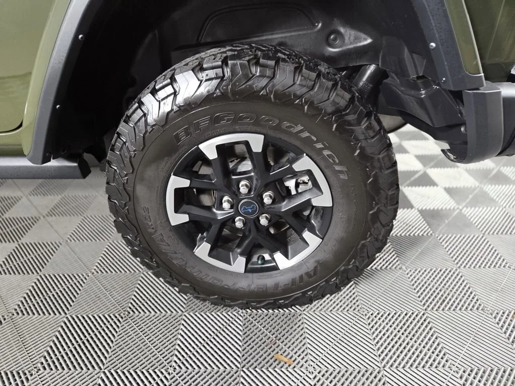 Used 2024 Sarge Green Clearcoat Jeep Rubicon X image 27