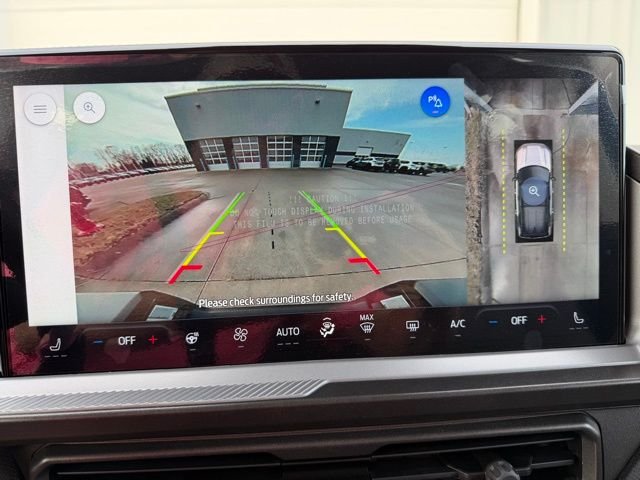New 2025 Velocity Blue Metallic Ford Badlands® image 33