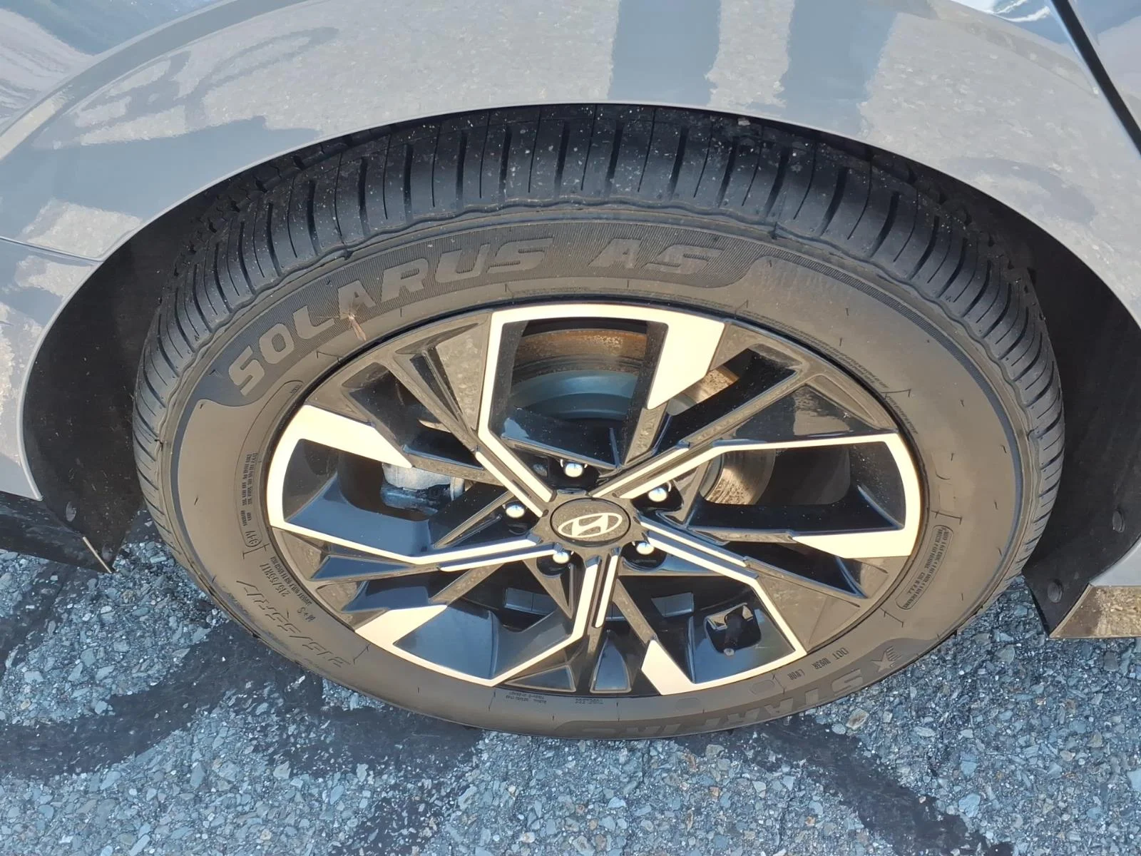 Used 2025 Blue Hyundai SEL image 11