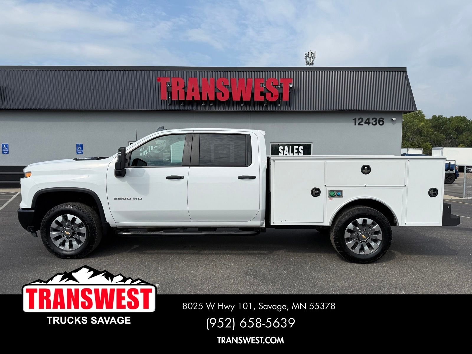 Used 2025 Chevrolet Silverado 2500HD Custom with VIN 1GC4KMEY2SF309552 for sale in Minneapolis, Minnesota