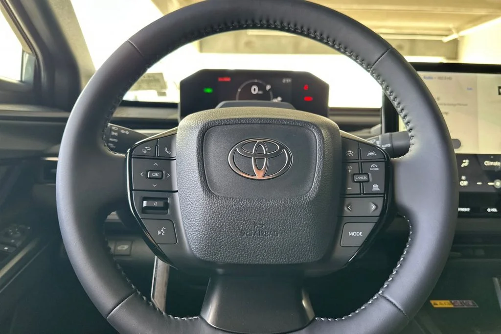 New 2026 Overcast Toyota  SE image 23
