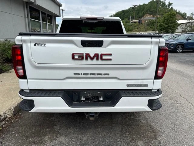 Used 2022 White GMC Elevation image 3