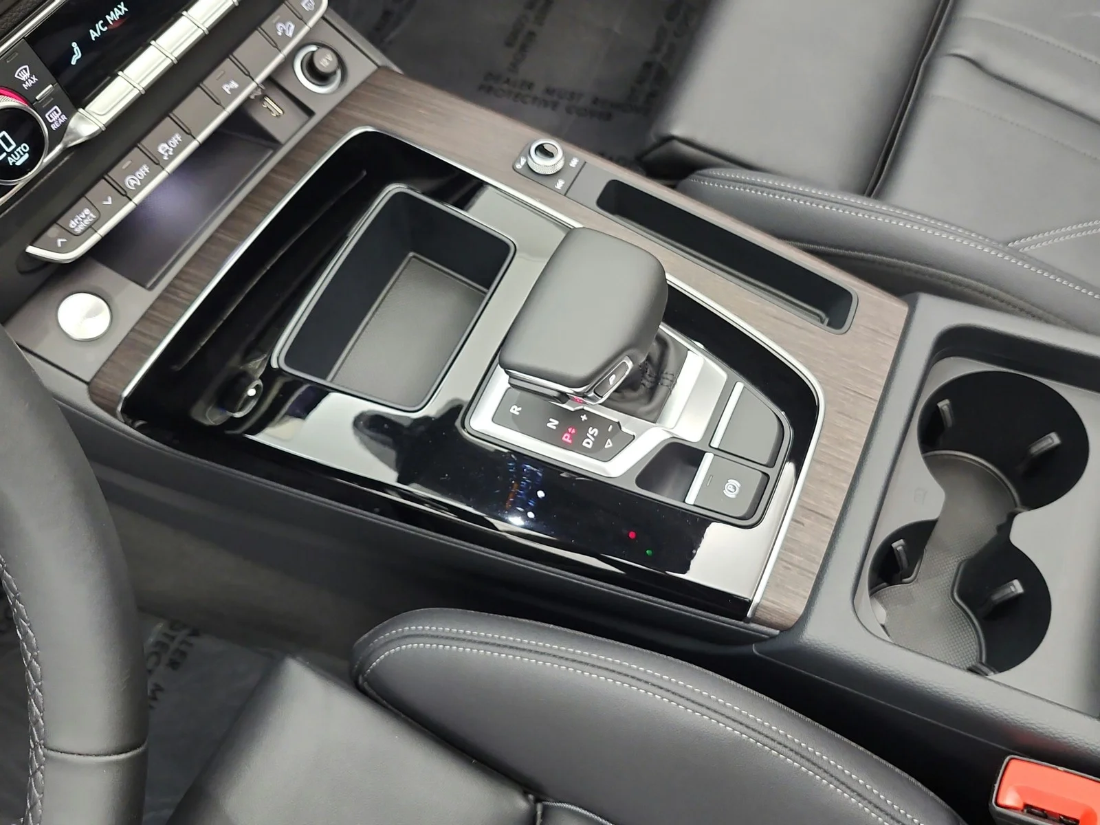 Used 2024 Daytona Gray Pearl Effect Audi S line Premium 45 TFSI quattro image 11