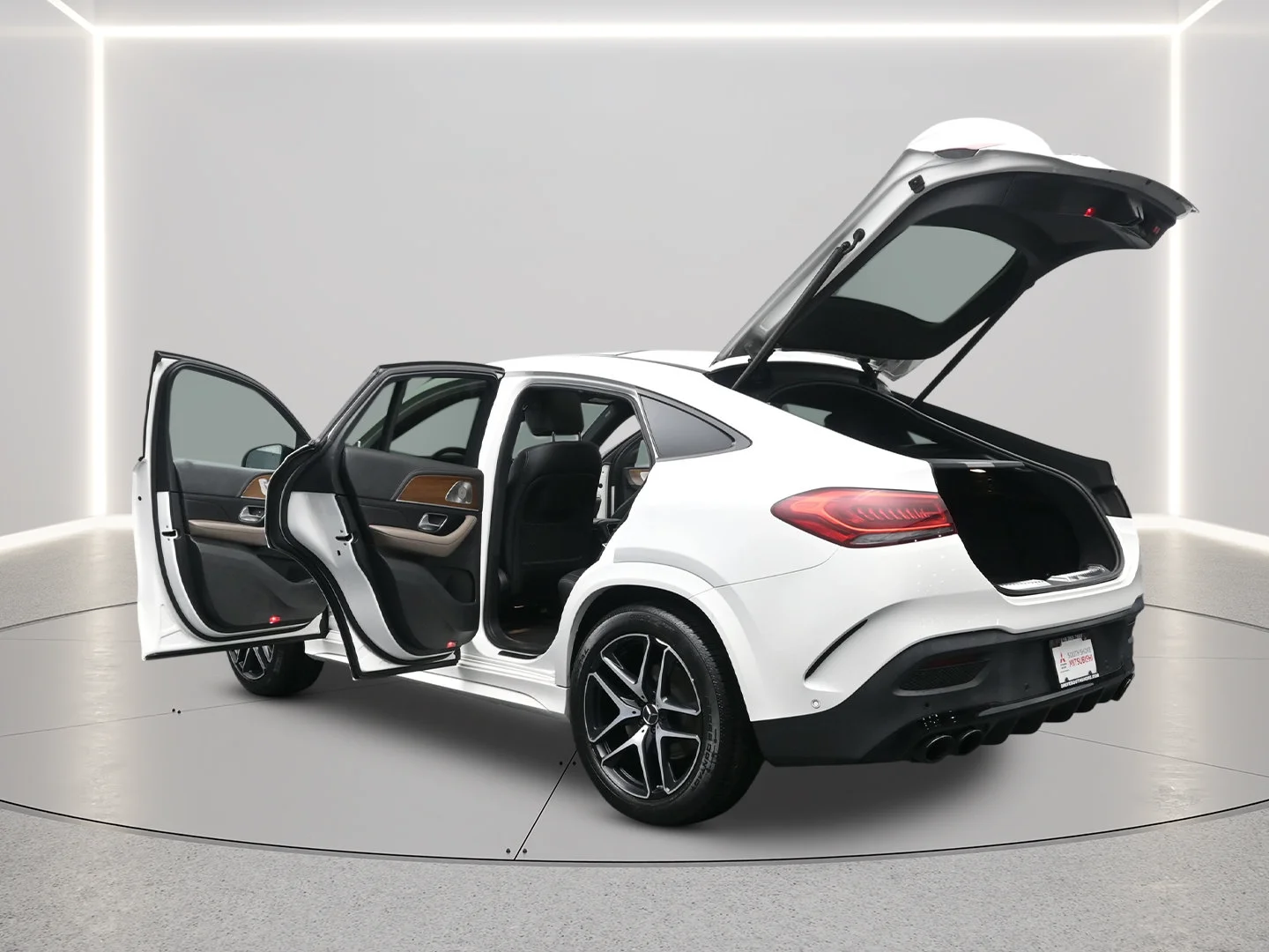 Used 2022 Polar White Mercedes-Benz AMG® GLE 53 image 5