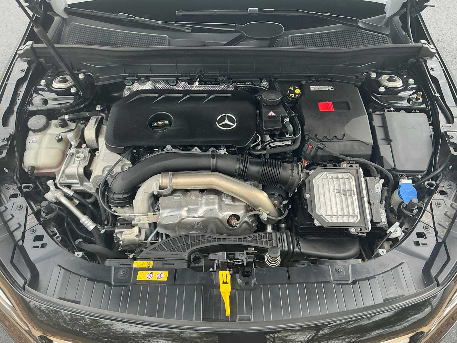 Used 2026 Night Black Mercedes-Benz GLB 250 image 25