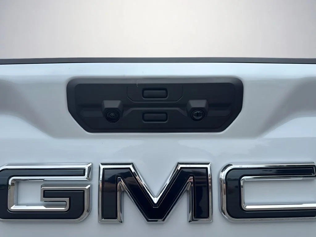 New 2026 Glacier White Tricoat GMC Denali Ultimate image 43