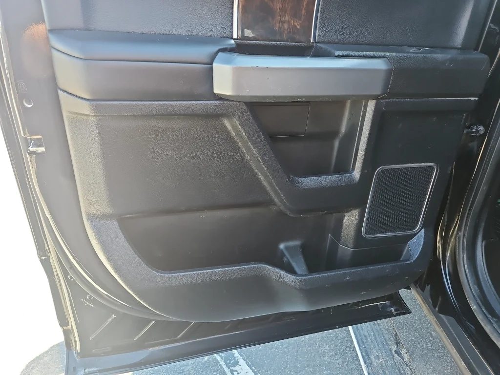 Used 2017 Shadow Black Ford Platinum image 14