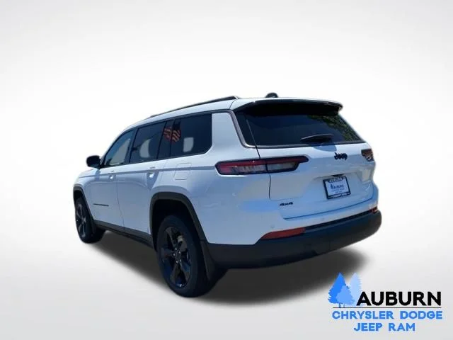New 2026 Bright White Clear-Coat Exterior Paint Jeep Limited image 5