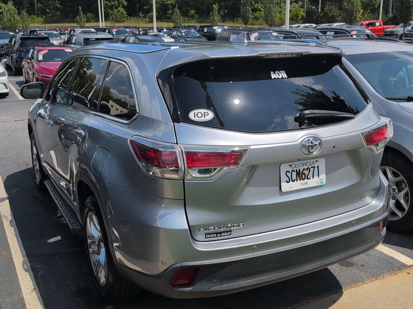 Used 2015 Silver Sky Metallic Toyota Limited image 5