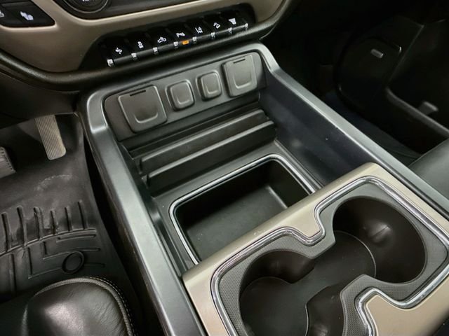 Used 2016 Black GMC Denali image 35