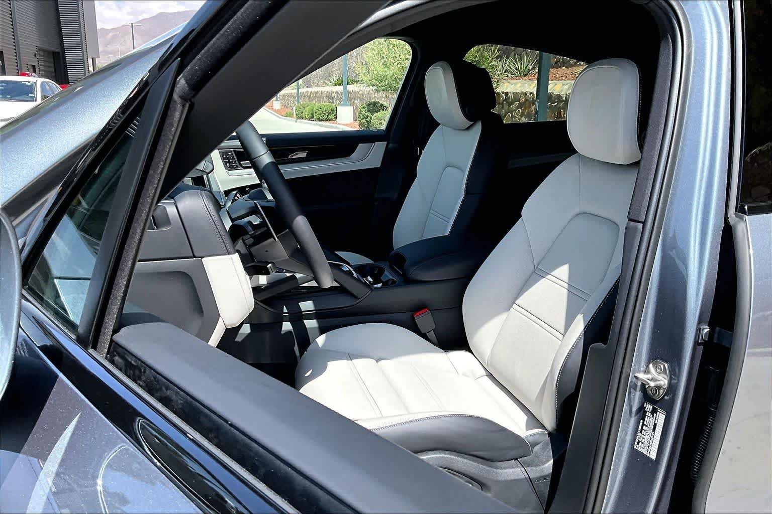 New 2026 Vanadium Grey Metallic Porsche  image 5