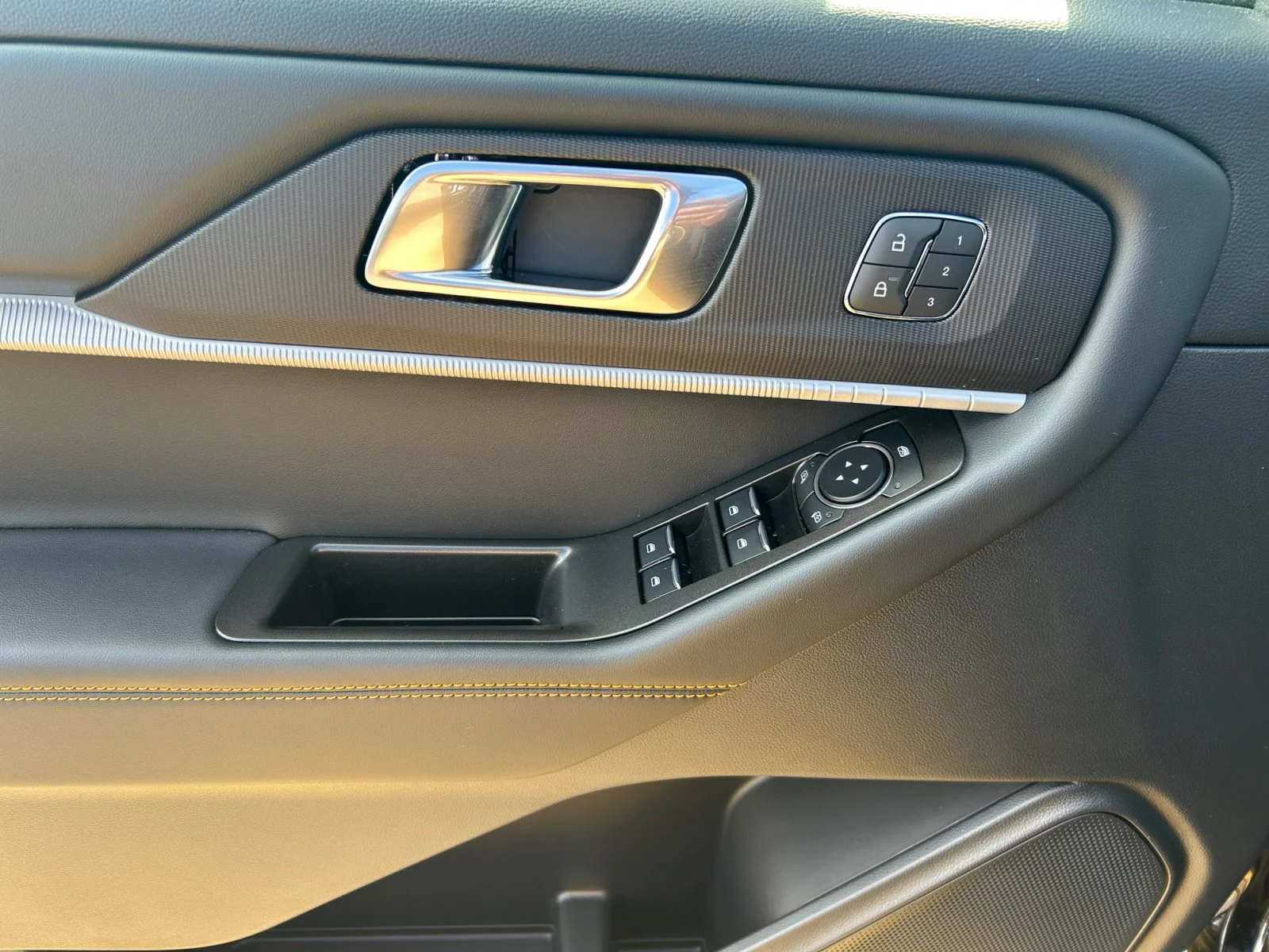 New 2026 Agate Black Metallic Ford Tremor image 17
