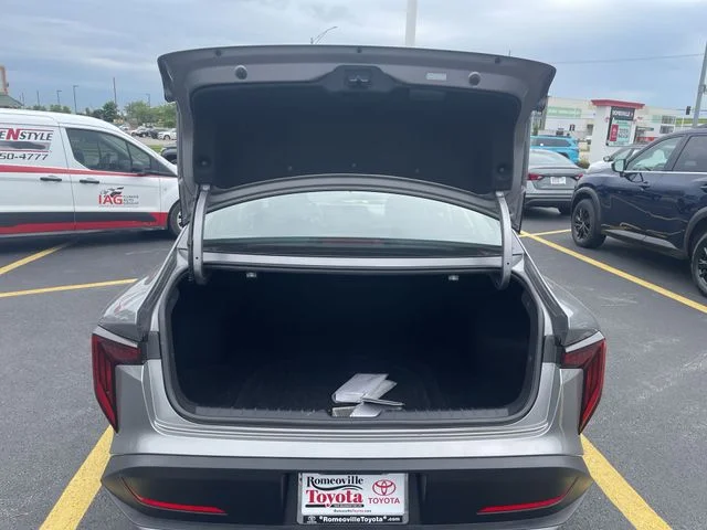 2025 Kia K4 LXS - Photo 33